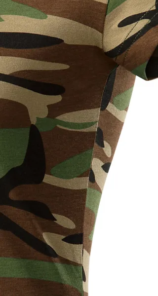 Camouflage T-shirt voor dames - Gesneden met zijnaden